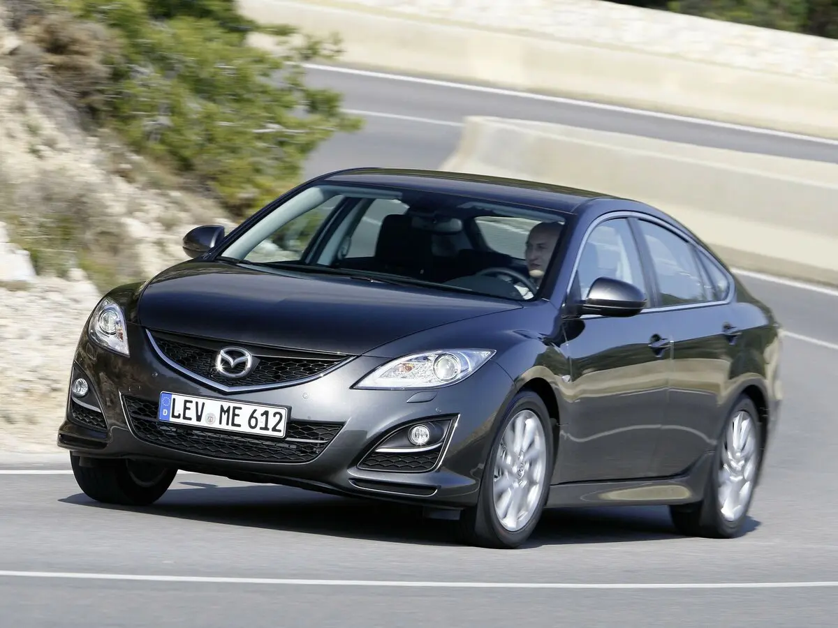 Mazda 6 II (GH) Рестайлинг Лифтбек — фото 3