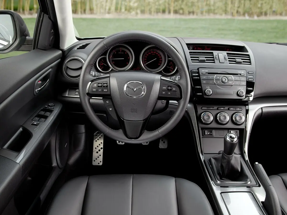 Mazda 6 II (GH) Рестайлинг Лифтбек — фото 6