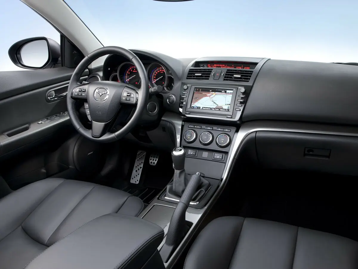 Mazda 6 II (GH) Рестайлинг Лифтбек — фото 7