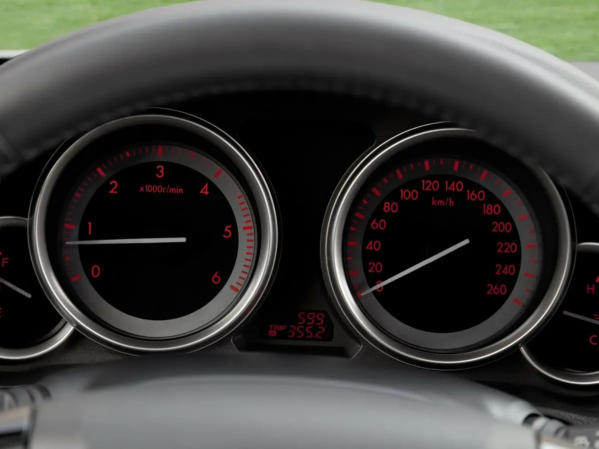 Mazda 6 II (GH) Рестайлинг Лифтбек — фото 9