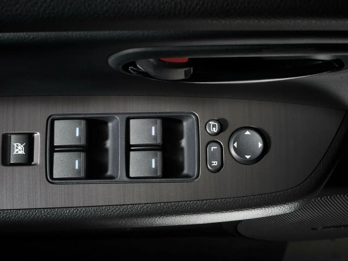 Mazda 6 II (GH) Рестайлинг Лифтбек — фото 12