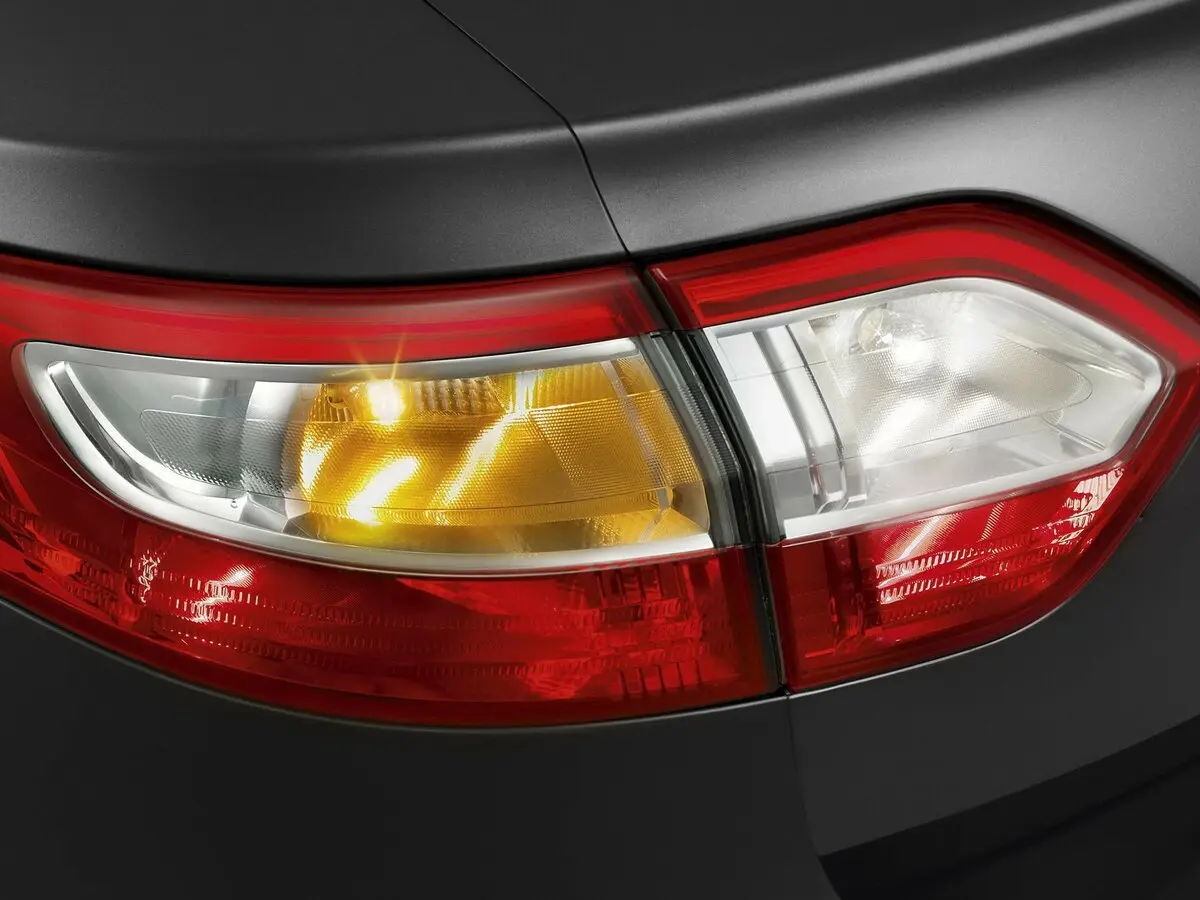 Renault Fluence I Седан — сүрөт 14