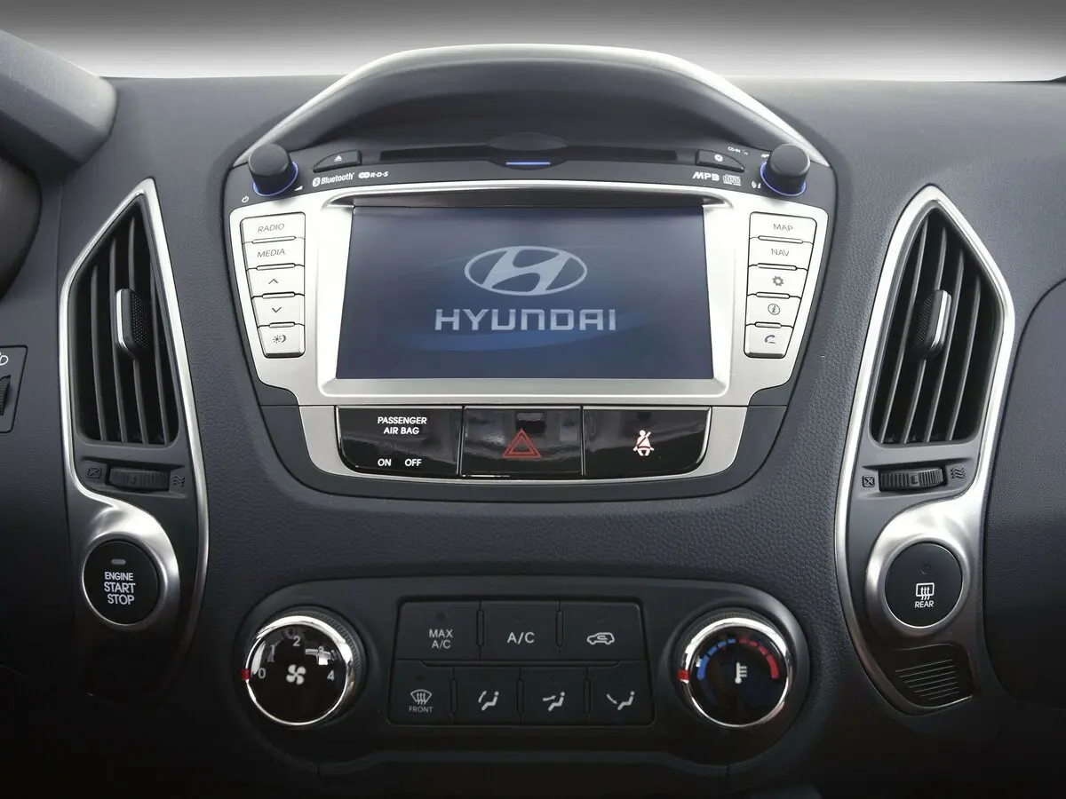 Hyundai ix35 I Внедорожник 5 дв. — фото 17