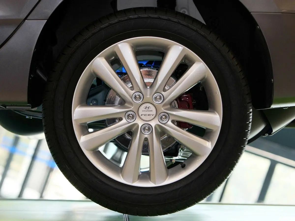 Hyundai ix35 I Внедорожник 5 дв. — фото 19