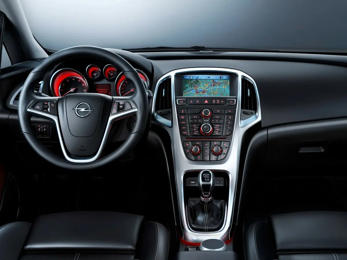 Opel Astra J Хэтчбек 5 дв. — фото 6