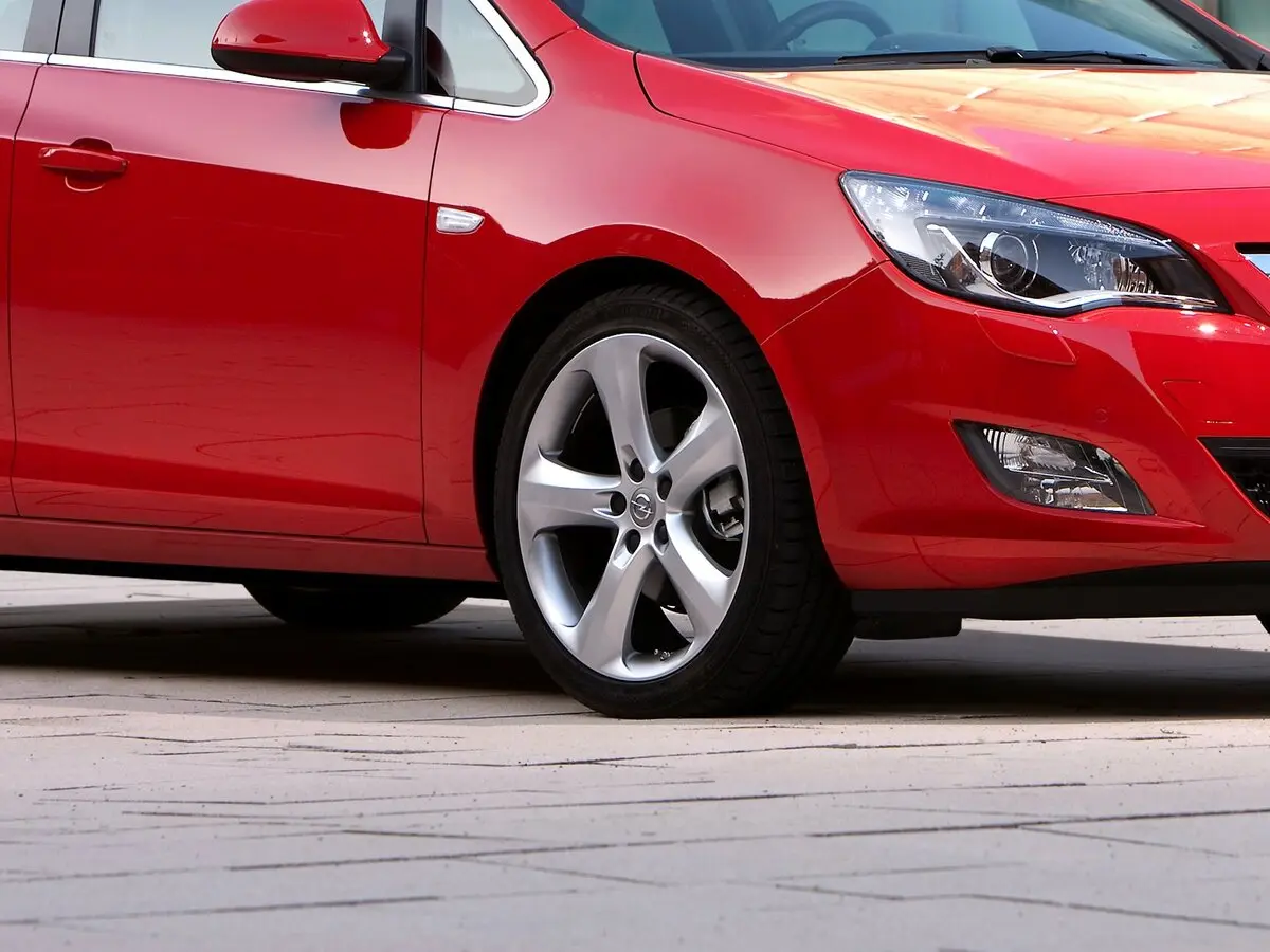 Opel Astra J Хэтчбек 5 дв. — фото 18