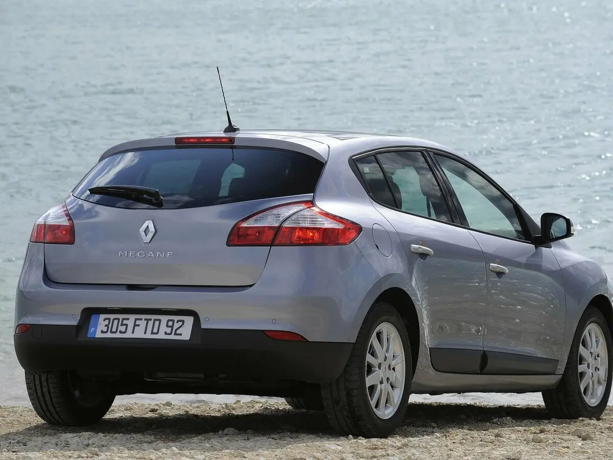 Renault Megane III Хэтчбек 5 дв. — photo 5