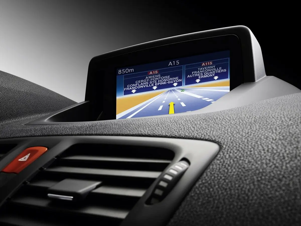 Renault Megane III Хэтчбек 5 дв. — photo 15