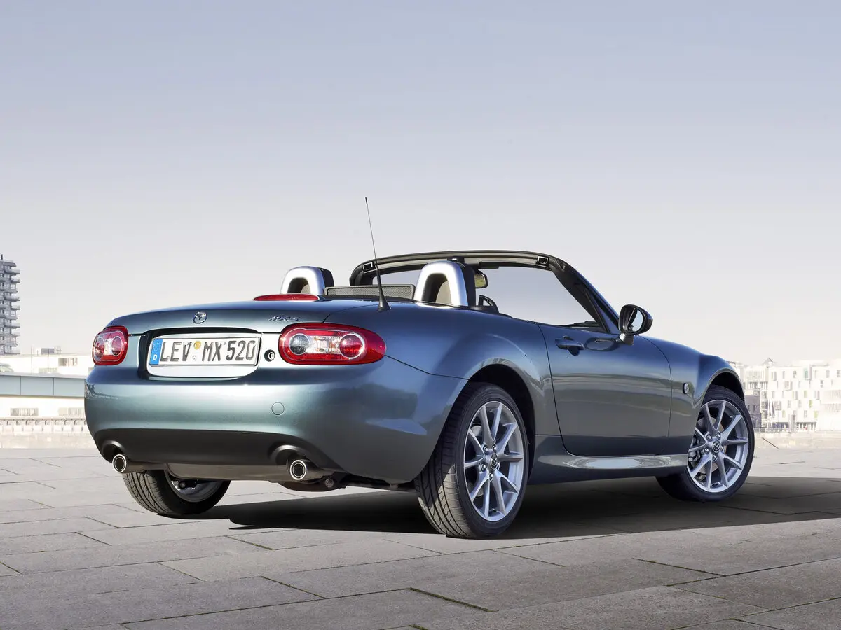Mazda MX-5 III (NC) Рестайлинг Родстер — сүрөт 5