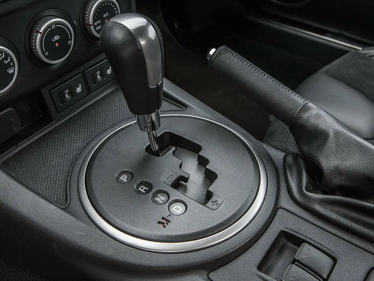 Mazda MX-5 III (NC) Рестайлинг Родстер — сүрөт 21