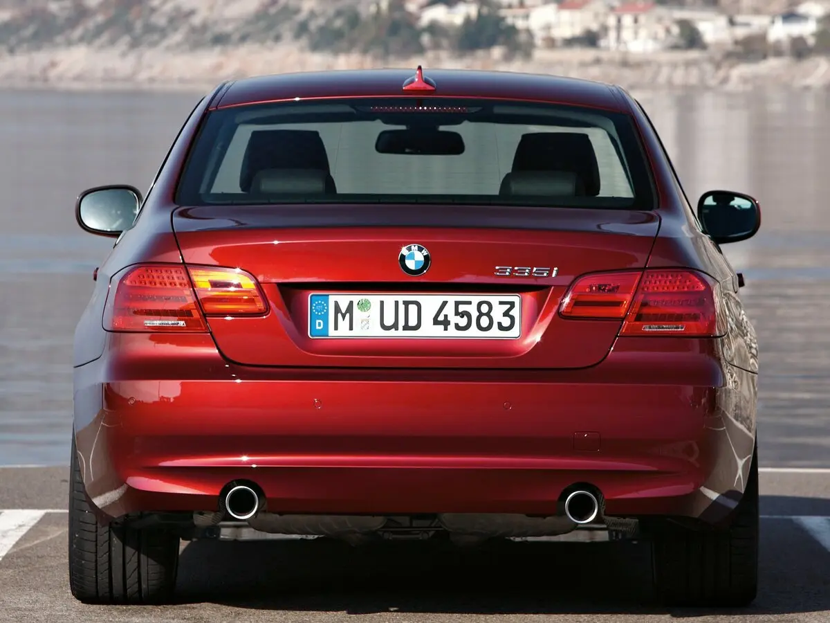 BMW 3 серии V (E90/E91/E92/E93) Рестайлинг Купе — photo 4