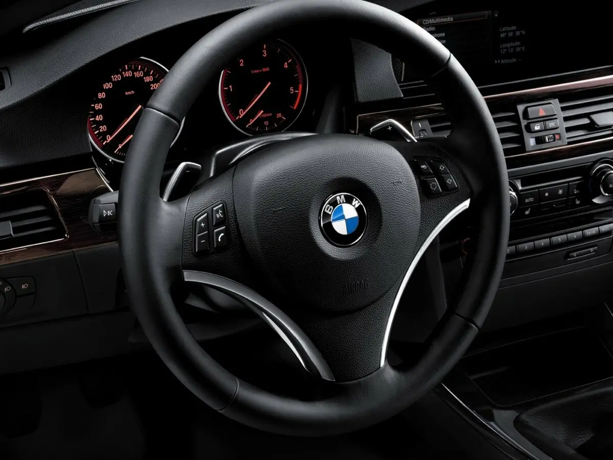 BMW 3 серии V (E90/E91/E92/E93) Рестайлинг Купе — photo 9