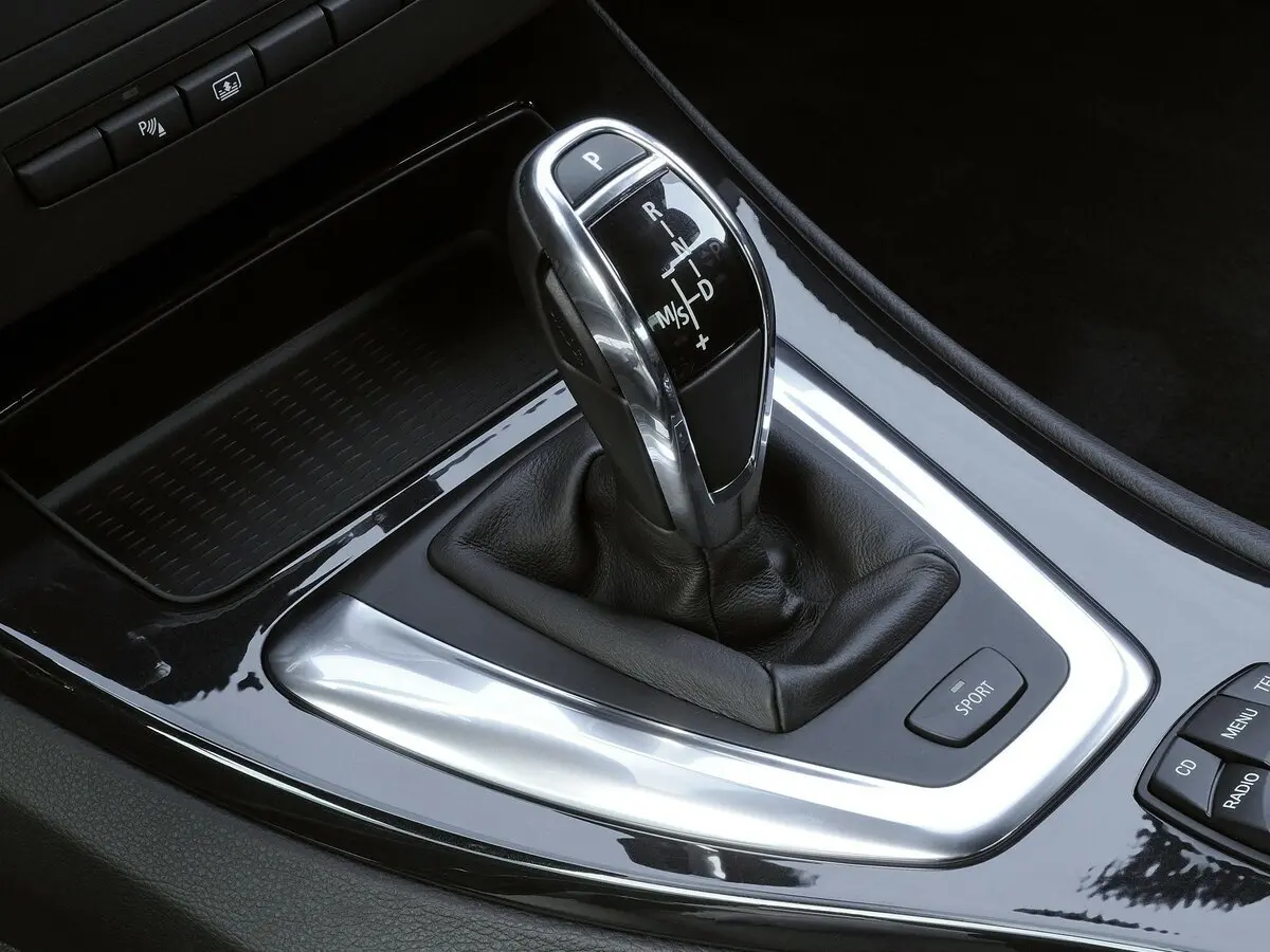BMW 3 серии V (E90/E91/E92/E93) Рестайлинг Купе — photo 12