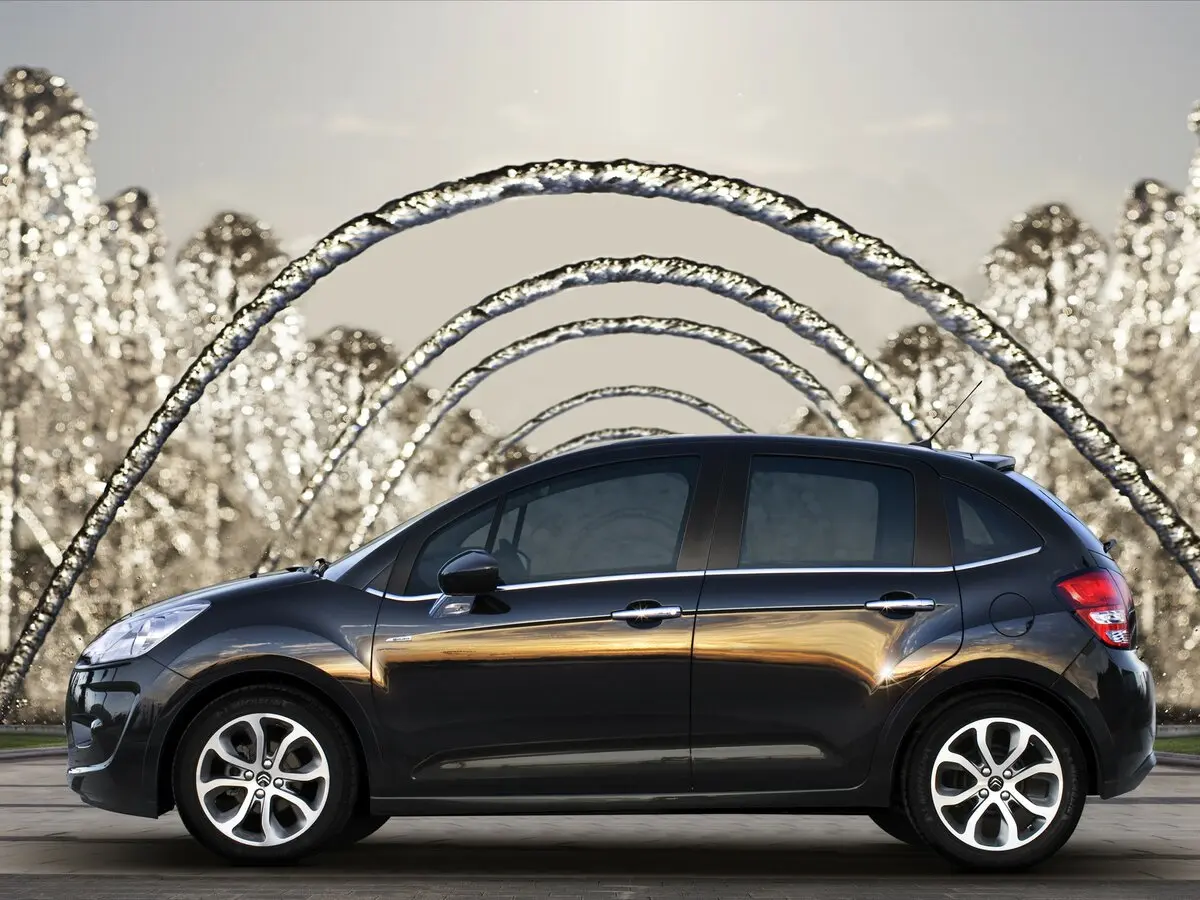 Citroen C3 II Хэтчбек 5 дв. — сүрөт 2