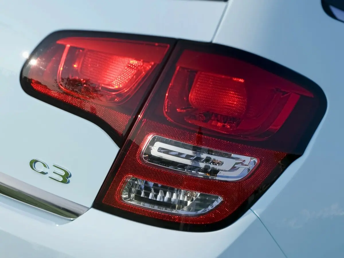 Citroen C3 II Хэтчбек 5 дв. — сүрөт 17