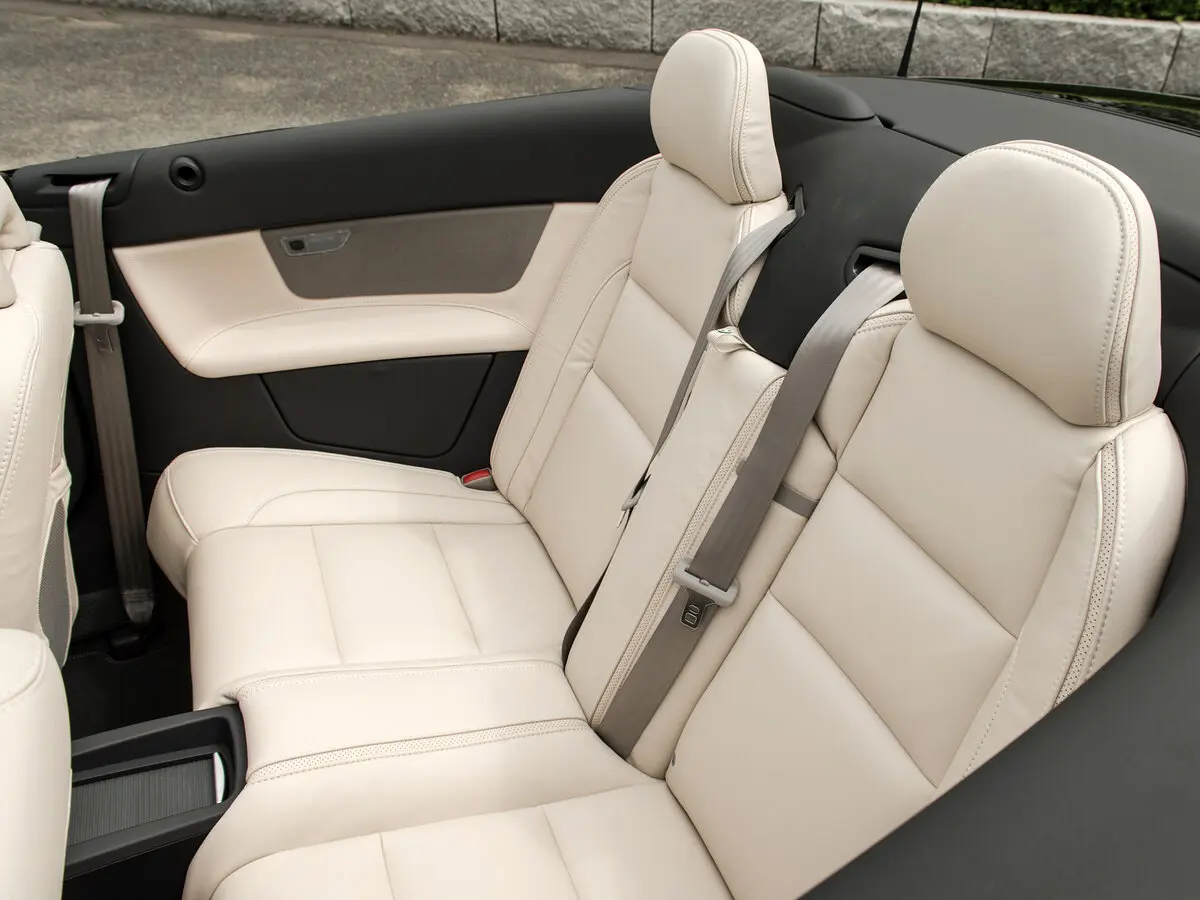 Volvo C70 II Рестайлинг Кабриолет — photo 10