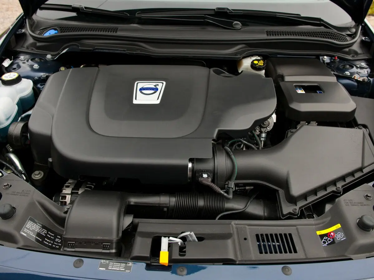 Volvo C70 II Рестайлинг Кабриолет — photo 15