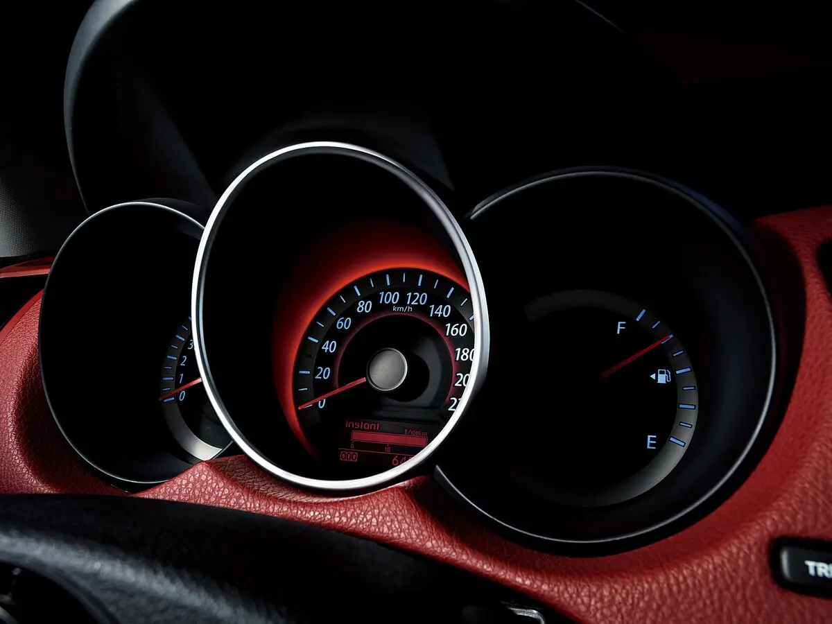 Kia Cerato II Купе Koup — сүрөт 6