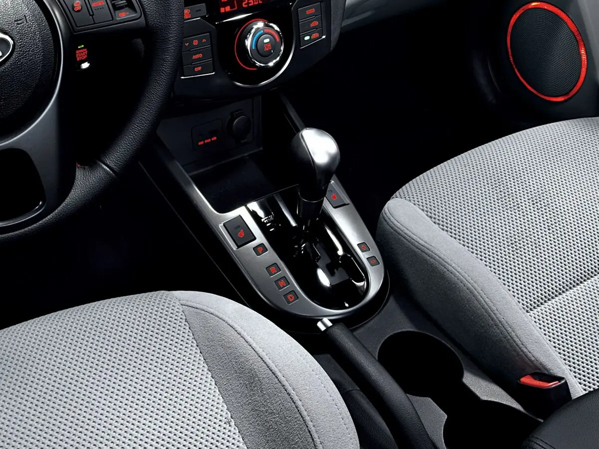 Kia Cerato II Купе Koup — сүрөт 10