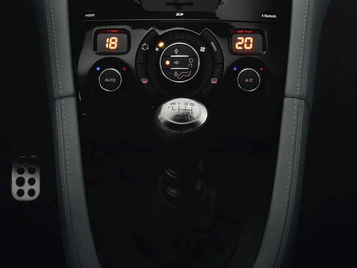 Peugeot RCZ I Купе — сүрөт 11
