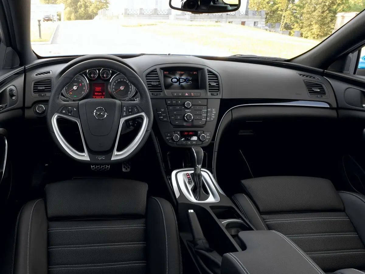 Opel Insignia OPC I Лифтбек — photo 6