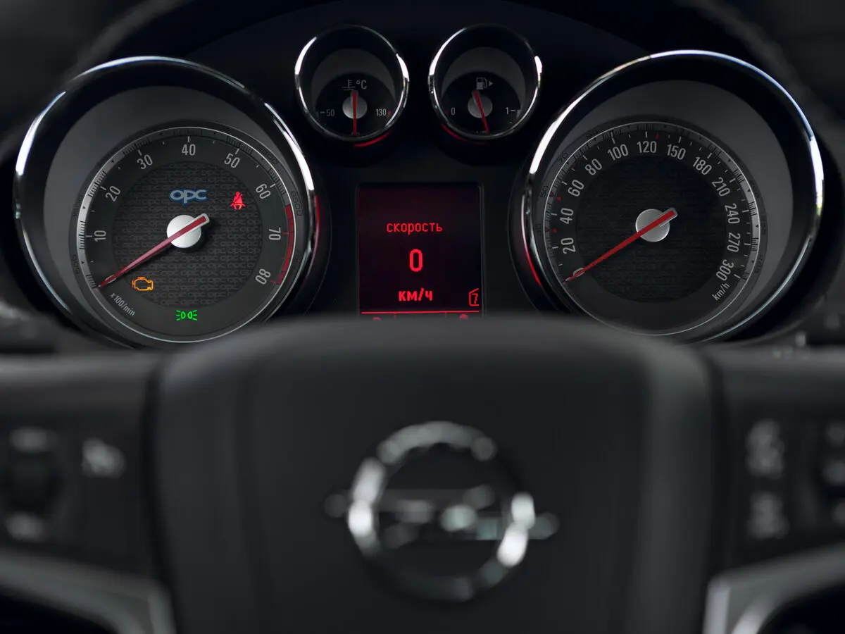 Opel Insignia OPC I Лифтбек — photo 9