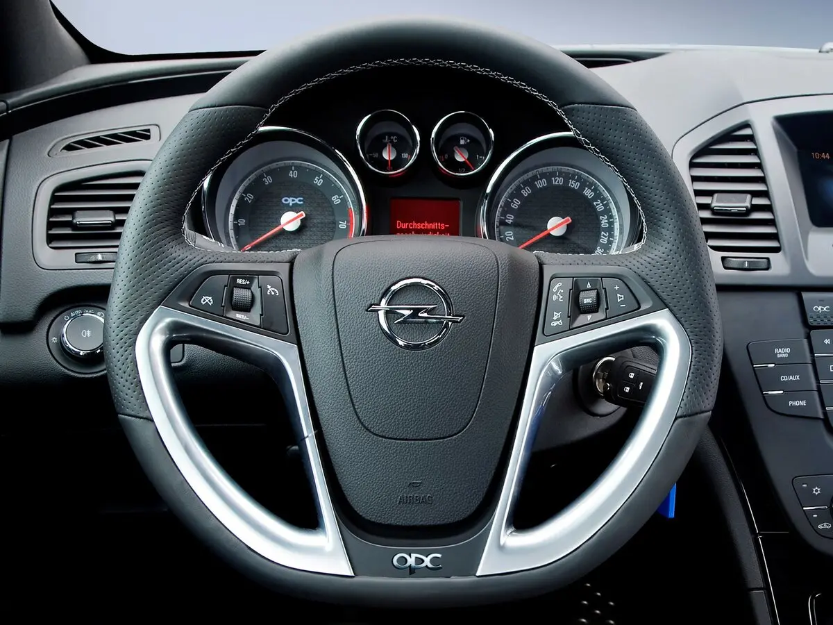 Opel Insignia OPC I Лифтбек — photo 10
