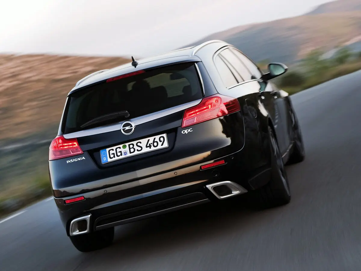 Opel Insignia OPC I Универсал 5 дв. — сүрөт 4