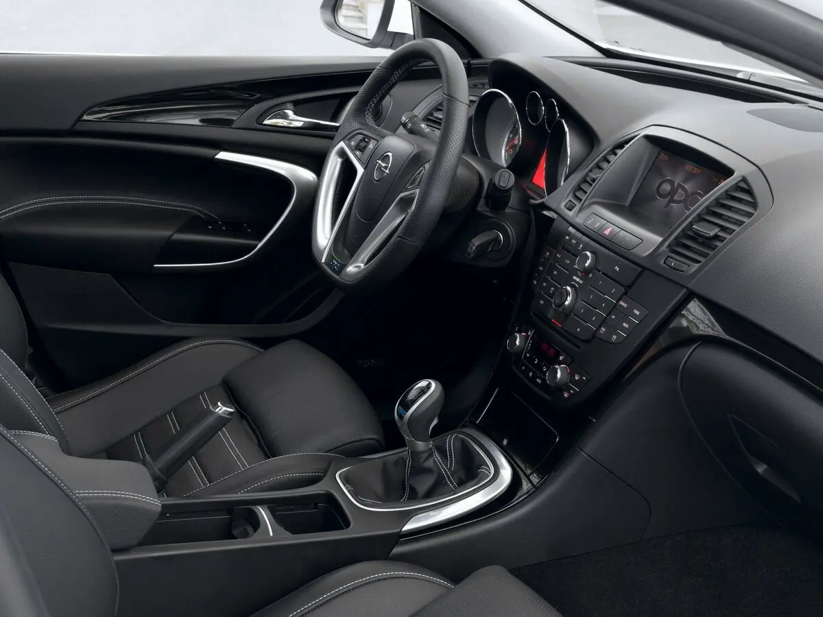 Opel Insignia OPC I Универсал 5 дв. — сүрөт 7
