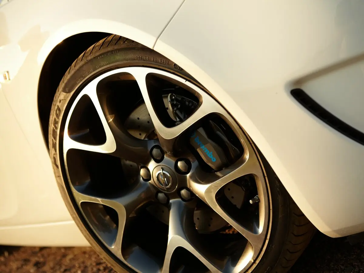 Opel Insignia OPC I Универсал 5 дв. — сүрөт 16
