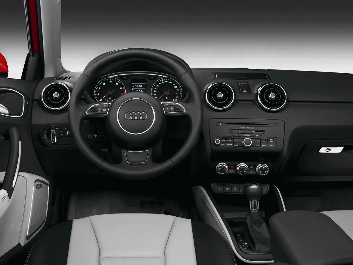 Audi A1 I (8X) Хэтчбек 3 дв. — photo 6