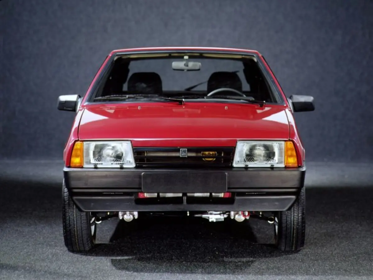 Lada (ВАЗ) 2109 1987 – 2006 Хэтчбек 5 дв. — сүрөт 2