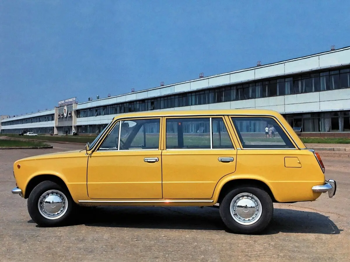 Lada (ВАЗ) 2102 1971 – 1986 Универсал 5 дв. — сүрөт 2