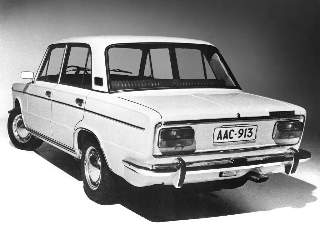 Lada (ВАЗ) 2103 1972 – 1984 Седан — сүрөт 5
