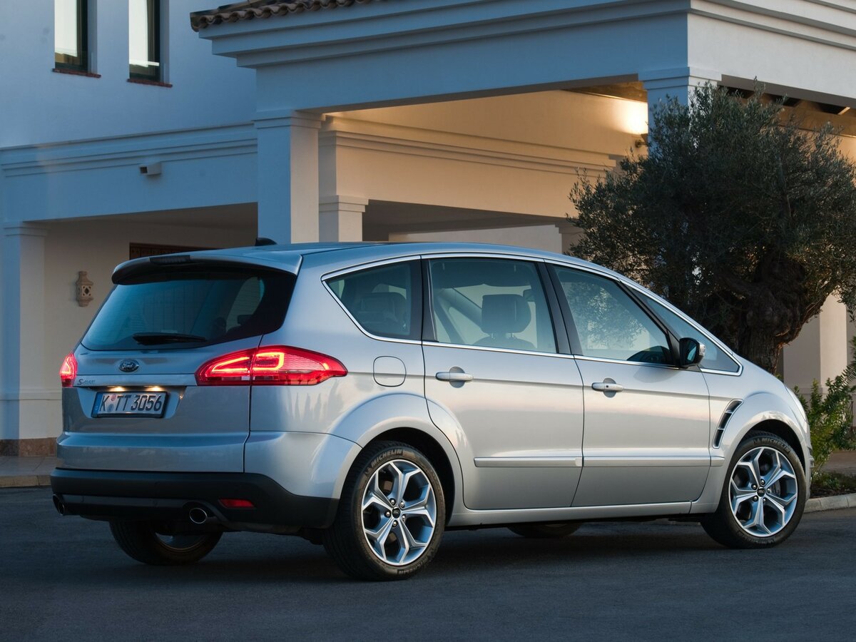 Ford S-MAX I Рестайлинг Минивэн — фото 5