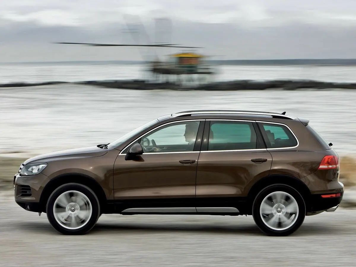 Volkswagen Touareg II Внедорожник 5 дв. — сүрөт 2