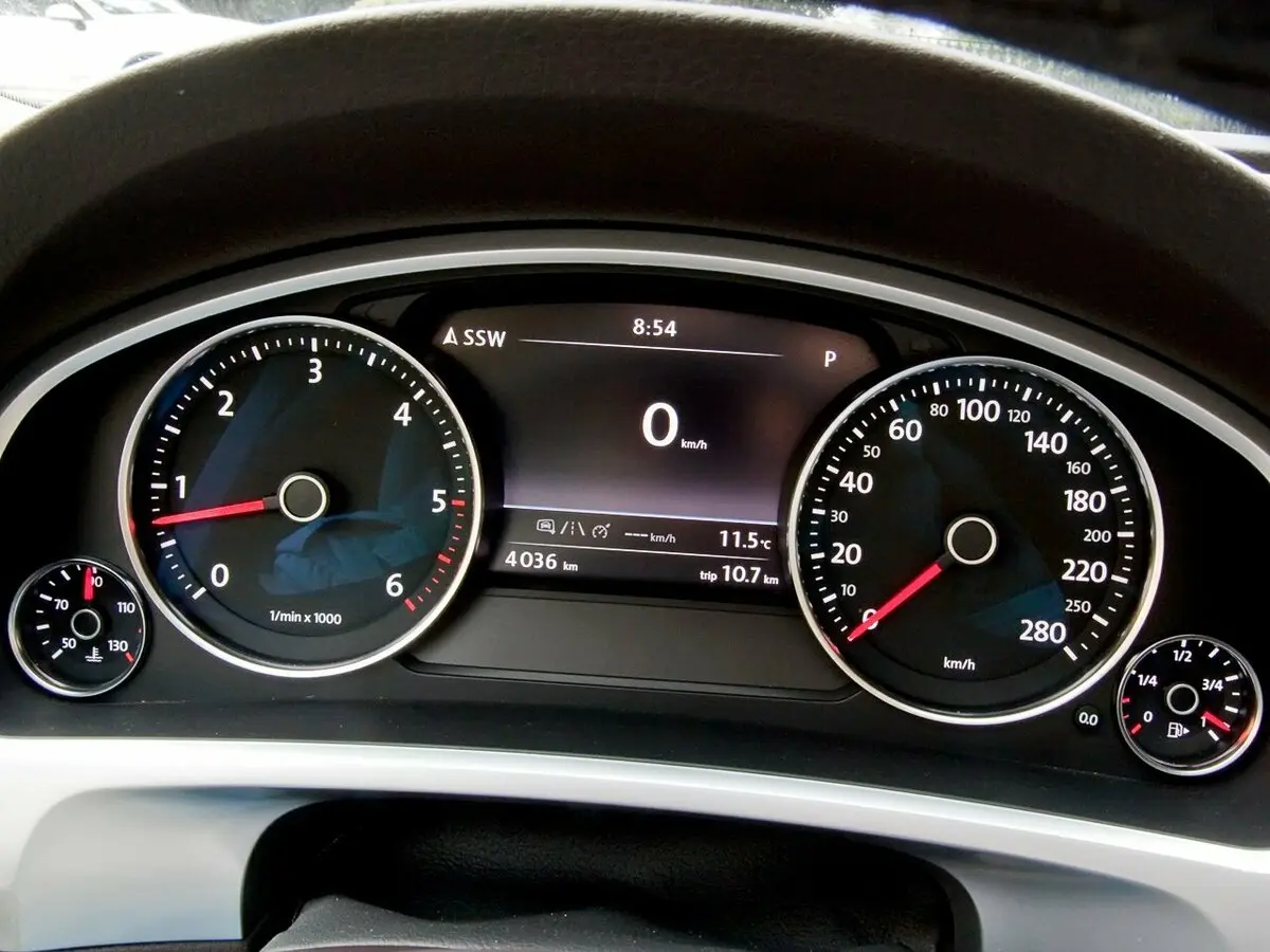 Volkswagen Touareg II Внедорожник 5 дв. — сүрөт 9