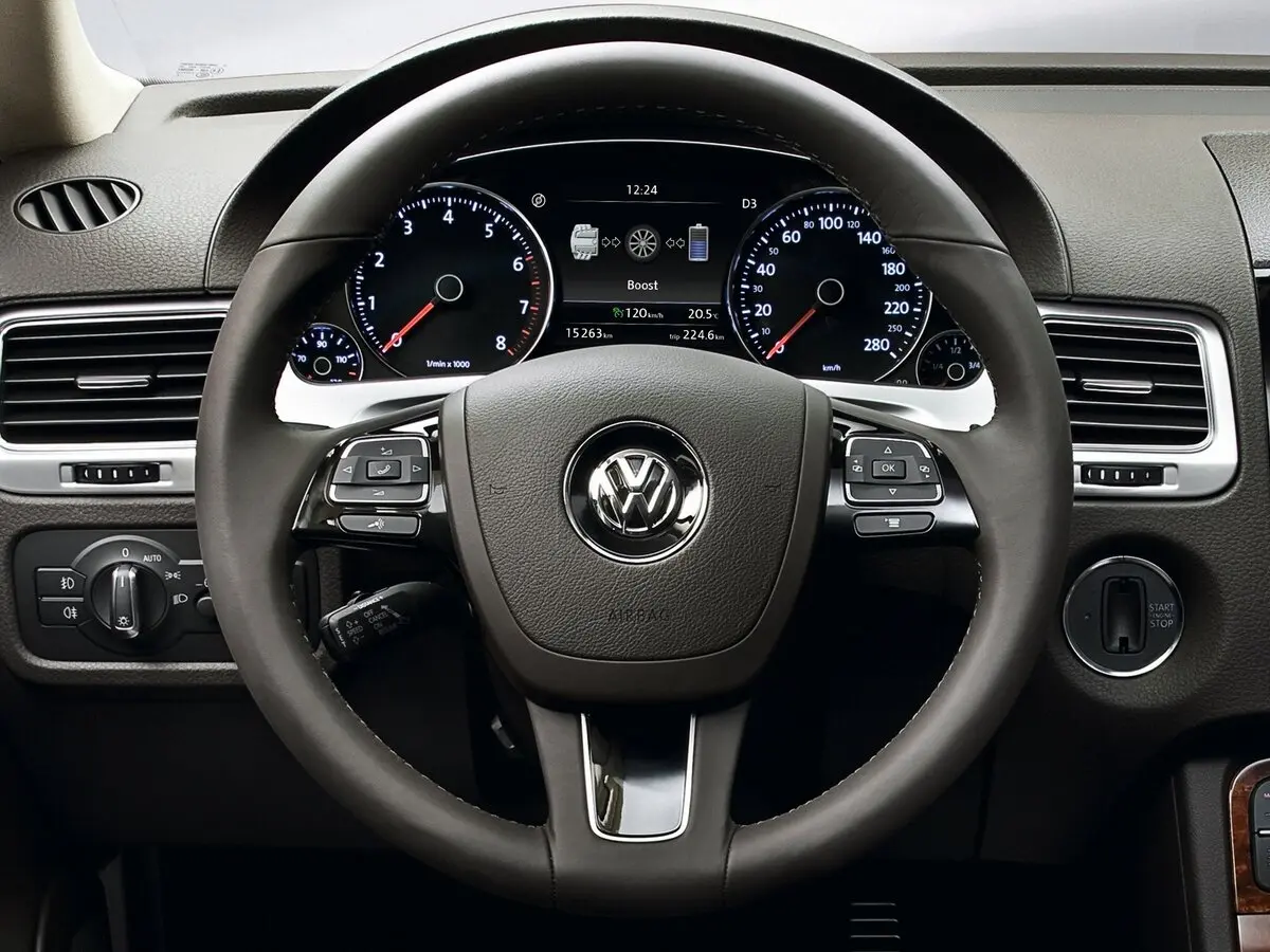 Volkswagen Touareg II Внедорожник 5 дв. — сүрөт 10