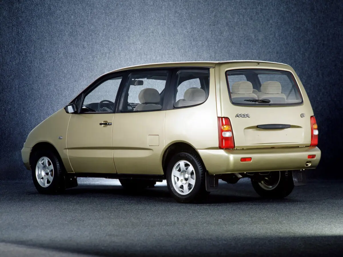 Lada (ВАЗ) 2120 Надежда I Компактвэн — сүрөт 5