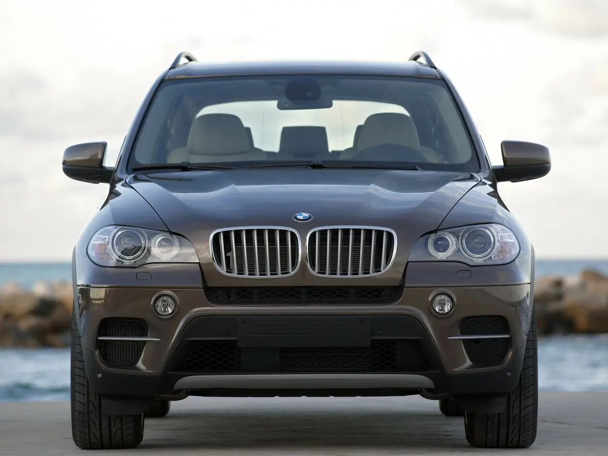 BMW X5 II (E70) Рестайлинг Внедорожник 5 дв. — фото 3