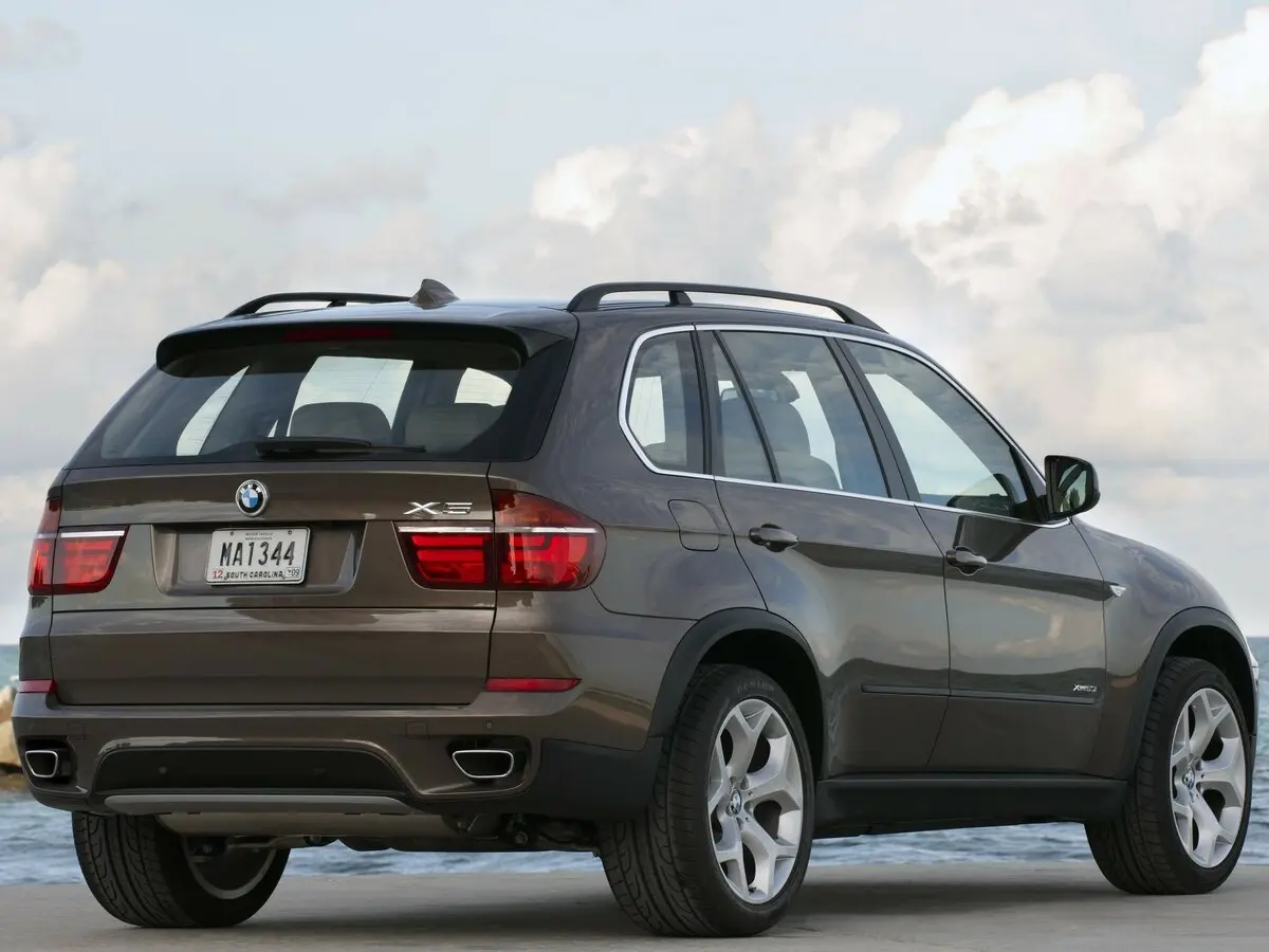 BMW X5 II (E70) Рестайлинг Внедорожник 5 дв. — фото 5