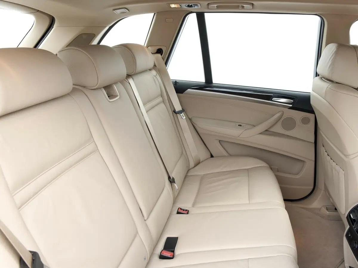 BMW X5 II (E70) Рестайлинг Внедорожник 5 дв. — фото 11