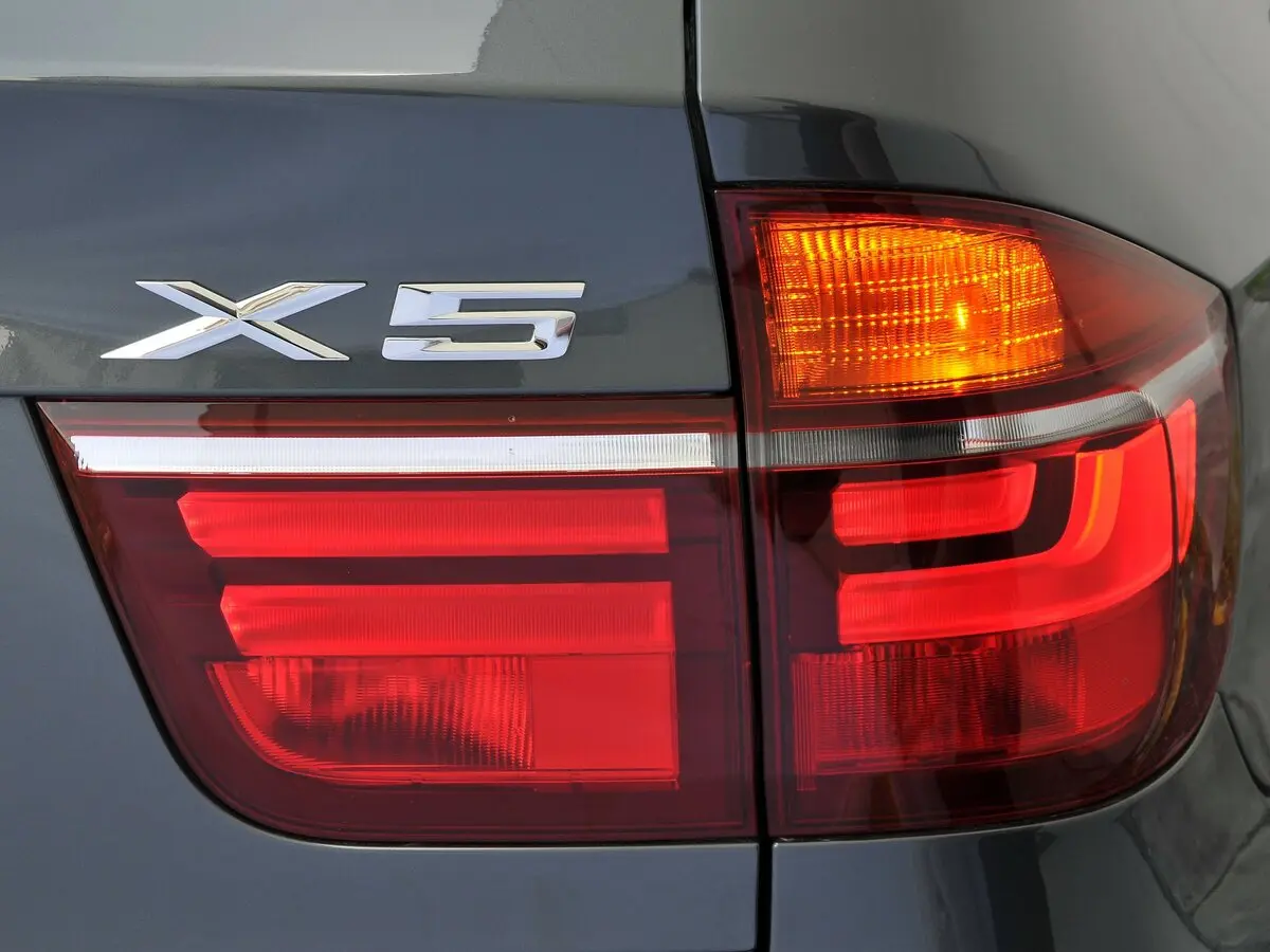 BMW X5 II (E70) Рестайлинг Внедорожник 5 дв. — фото 18
