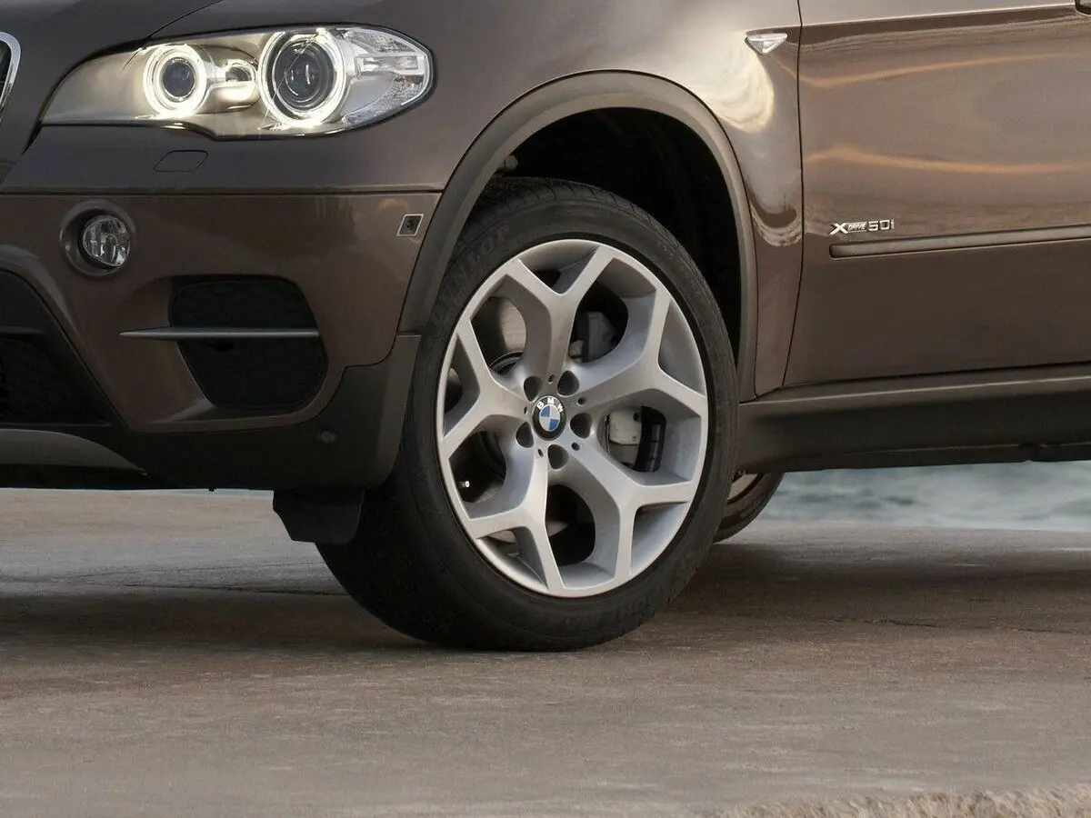 BMW X5 II (E70) Рестайлинг Внедорожник 5 дв. — фото 21