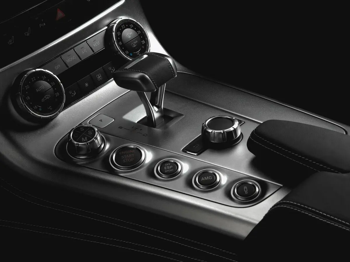 Mercedes-Benz SLS AMG 2010 – 2014 Купе — сүрөт 12