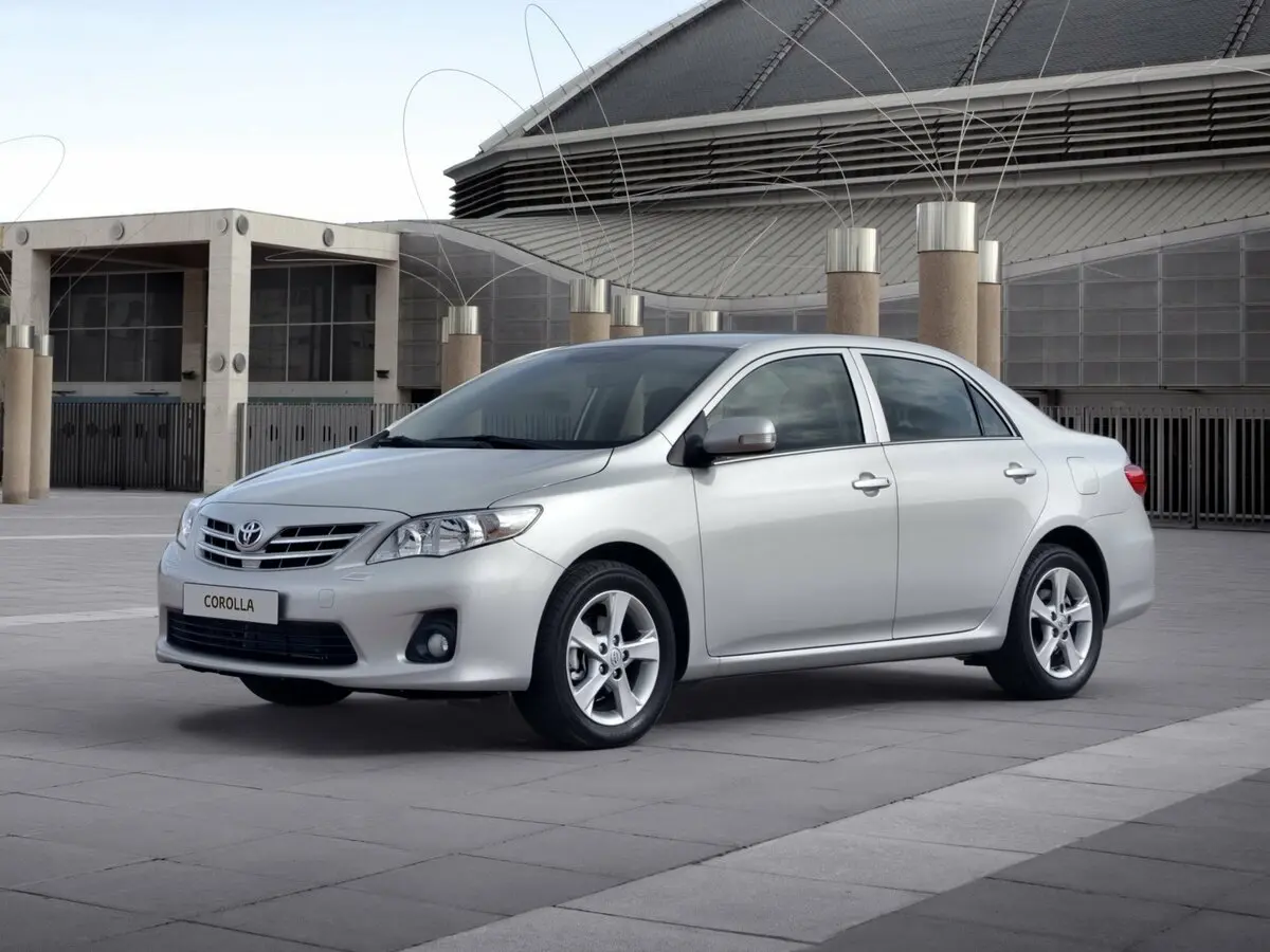 Toyota Corolla X (E140, E150) Рестайлинг Седан