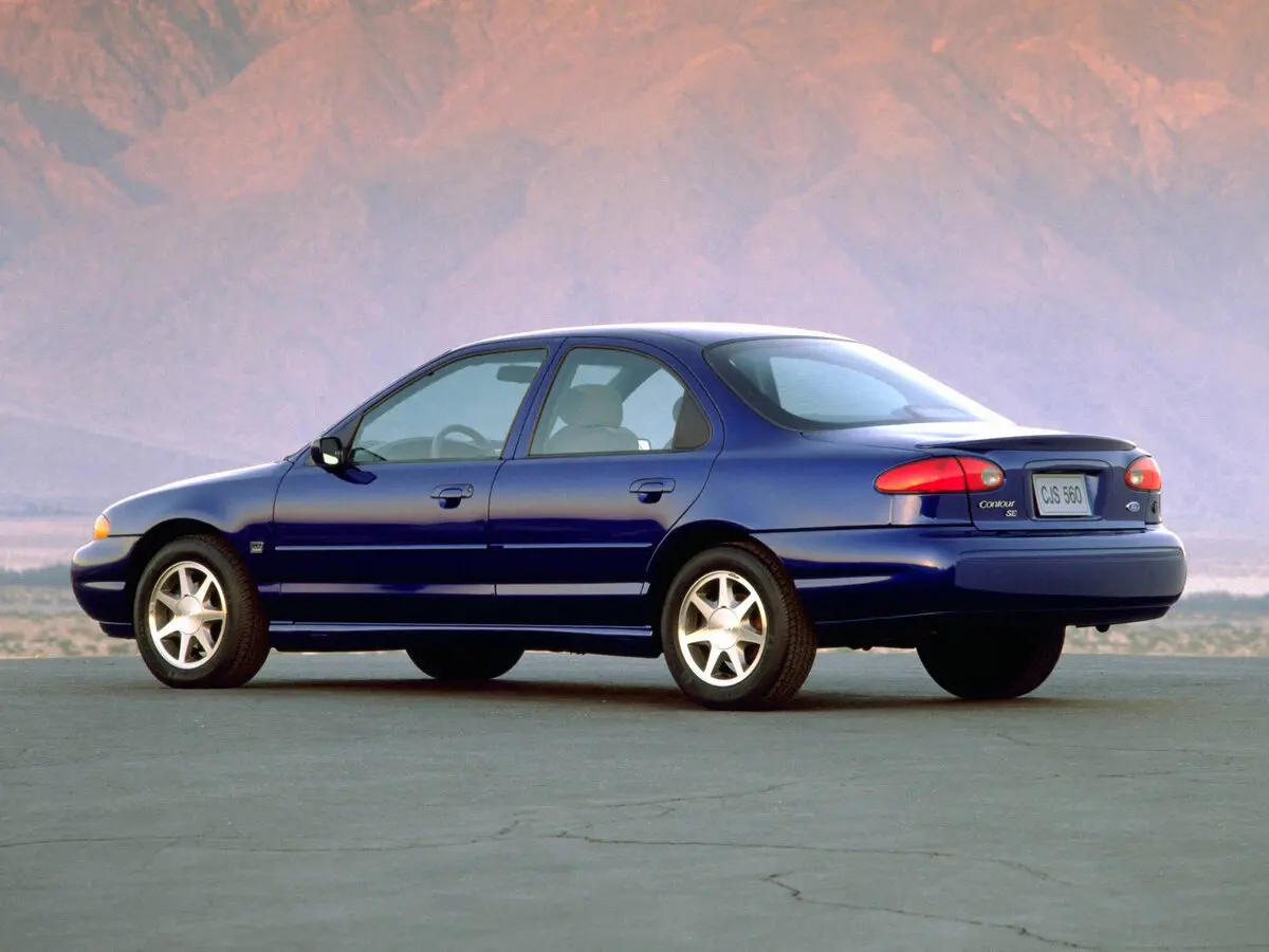 Ford Contour I Седан — сүрөт 4