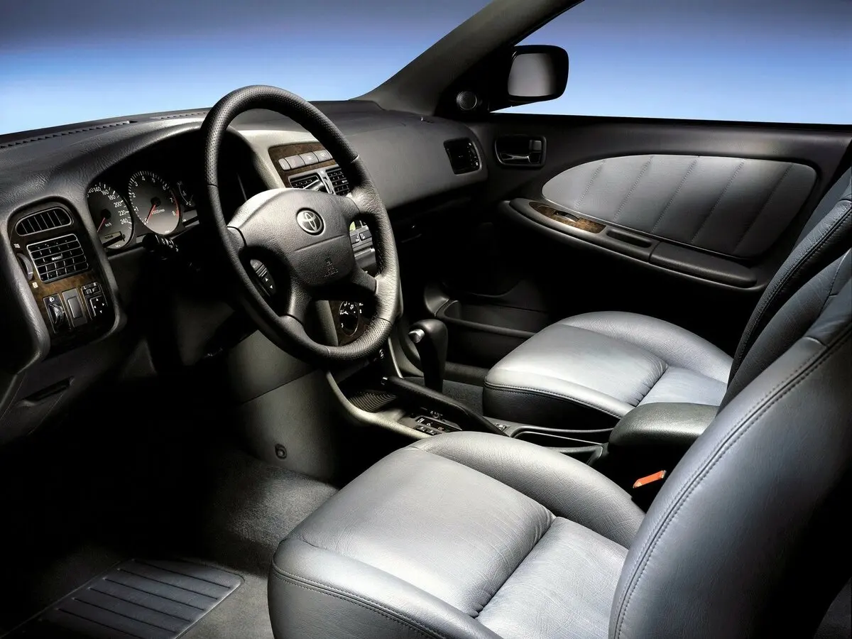 Toyota Avensis I Рестайлинг Универсал 5 дв. — сүрөт 6