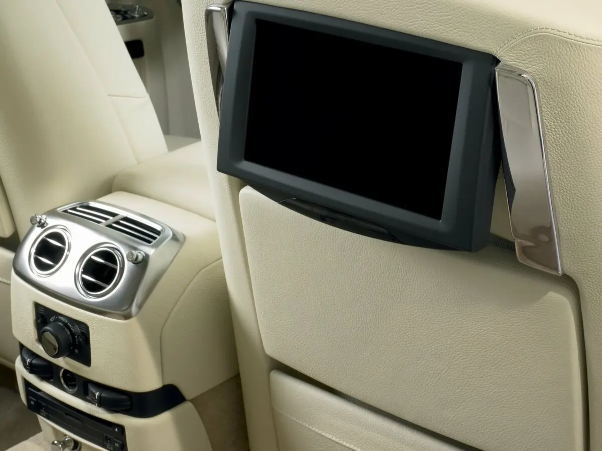 Rolls-Royce Ghost I (Series I) Седан — фото 16