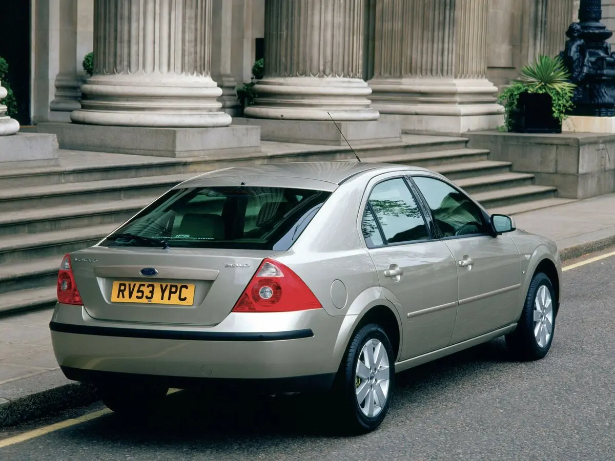 Ford Mondeo III Рестайлинг Лифтбек — фото 5